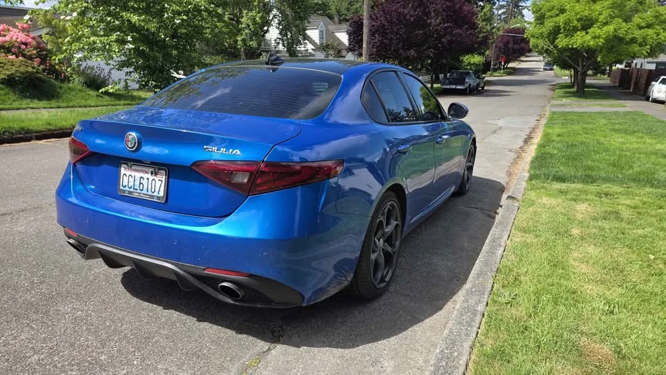 2018 Alfa Romeo Giulia - Image 10 of 13