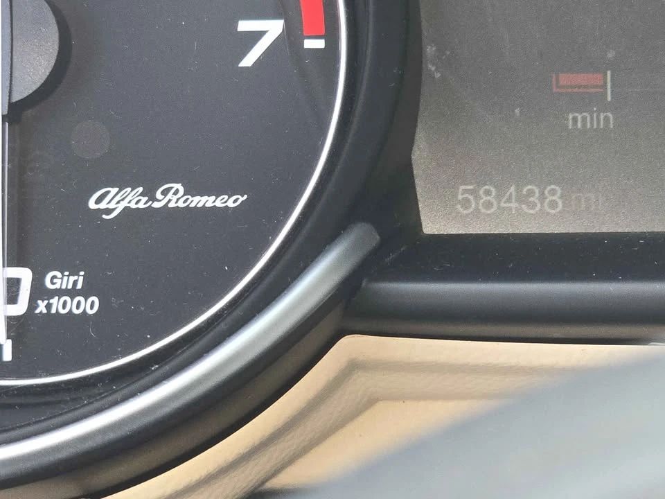 2018 Alfa Romeo Giulia - Image 9 of 9