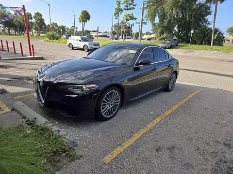 2018 Alfa Romeo Giulia Ti Lusso Sedan 4D