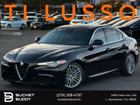 2018 Alfa Romeo Giulia Ti Lusso Sedan 4D