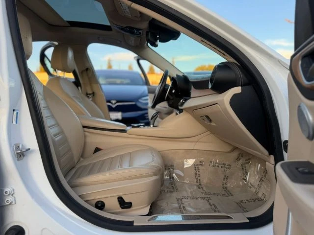 2018 Alfa Romeo Giulia - Image 13 of 29