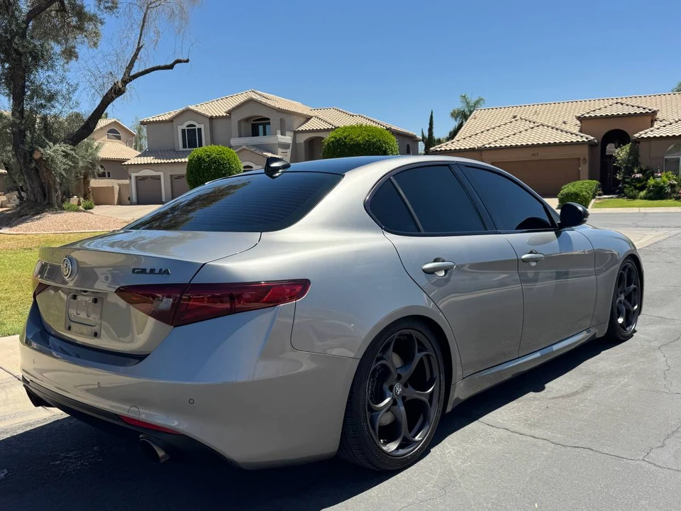 2018 Alfa Romeo Giulia - Image 5 of 20