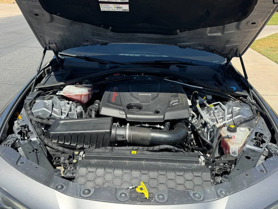2018 Alfa Romeo Giulia - Image 18 of 18