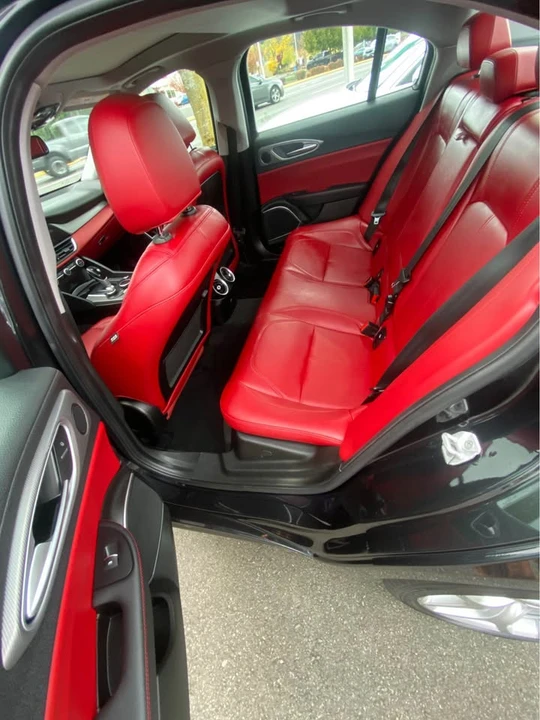 2018 Alfa Romeo Giulia - Image 4 of 13