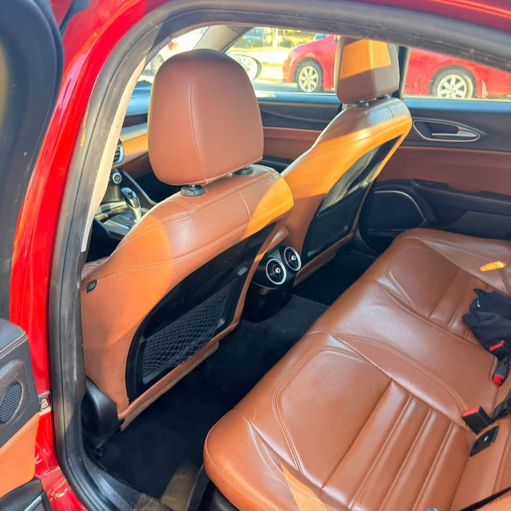 2018 Alfa Romeo Giulia - Image 5 of 7
