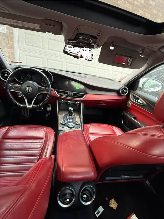 2018 Alfa Romeo Giulia - Image 7 of 8