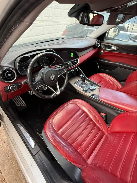 2018 Alfa Romeo Giulia - Image 2 of 8