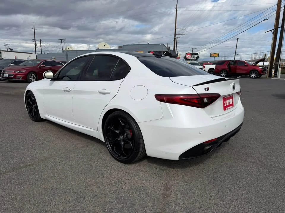 2018 Alfa Romeo Giulia - Image 4 of 9