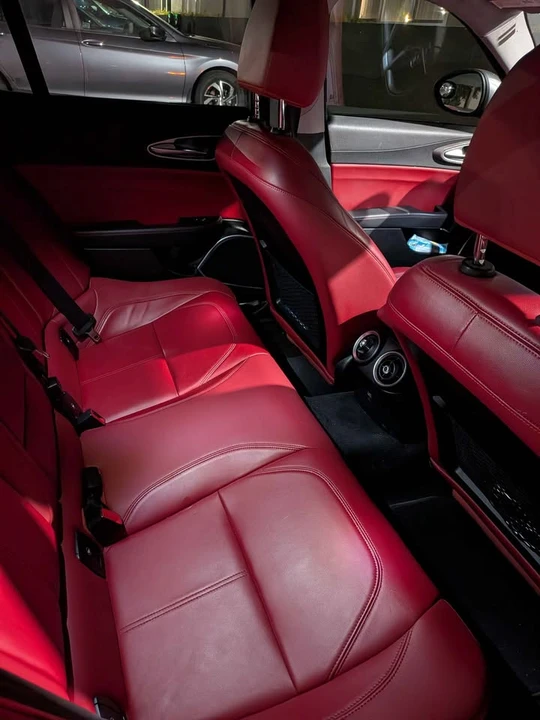 2018 Alfa Romeo Giulia - Image 8 of 9
