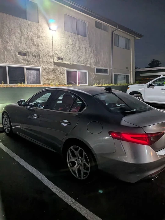 2018 Alfa Romeo Giulia - Image 3 of 9