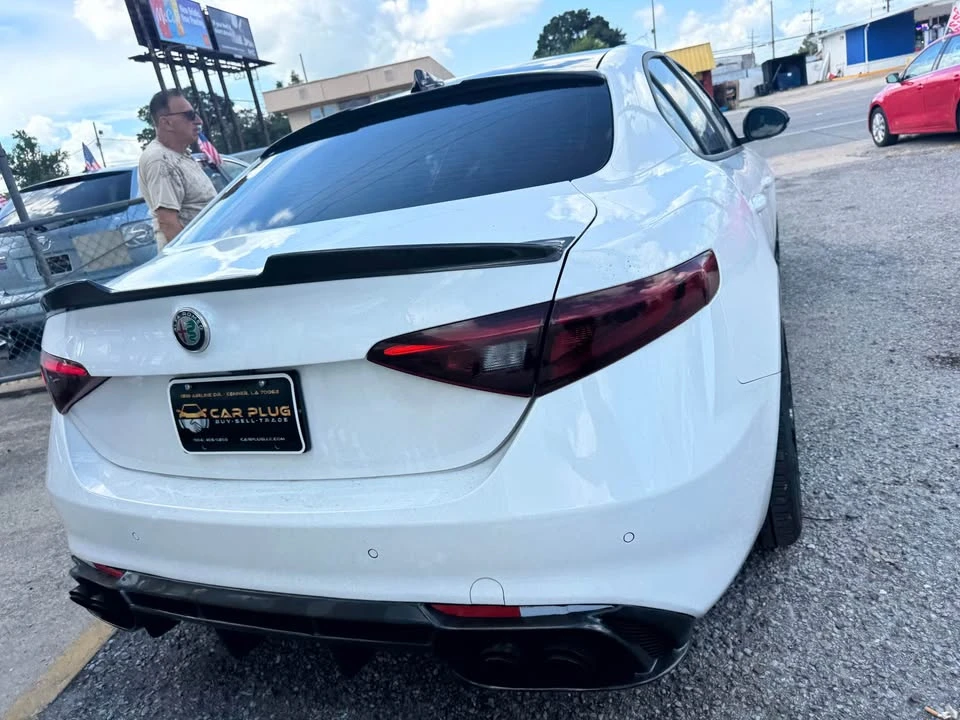 2018 Alfa Romeo Giulia - Image 2 of 19