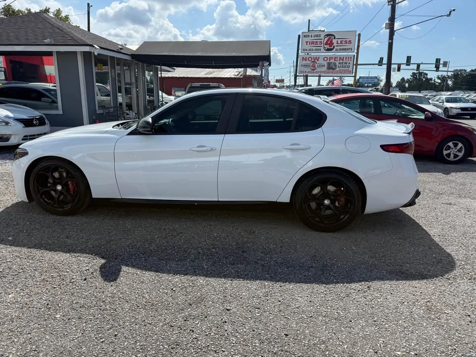 2018 Alfa Romeo Giulia - Image 4 of 20
