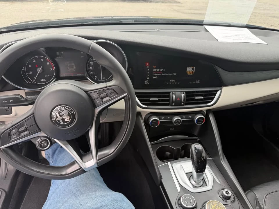 2018 Alfa Romeo Giulia - Image 10 of 13