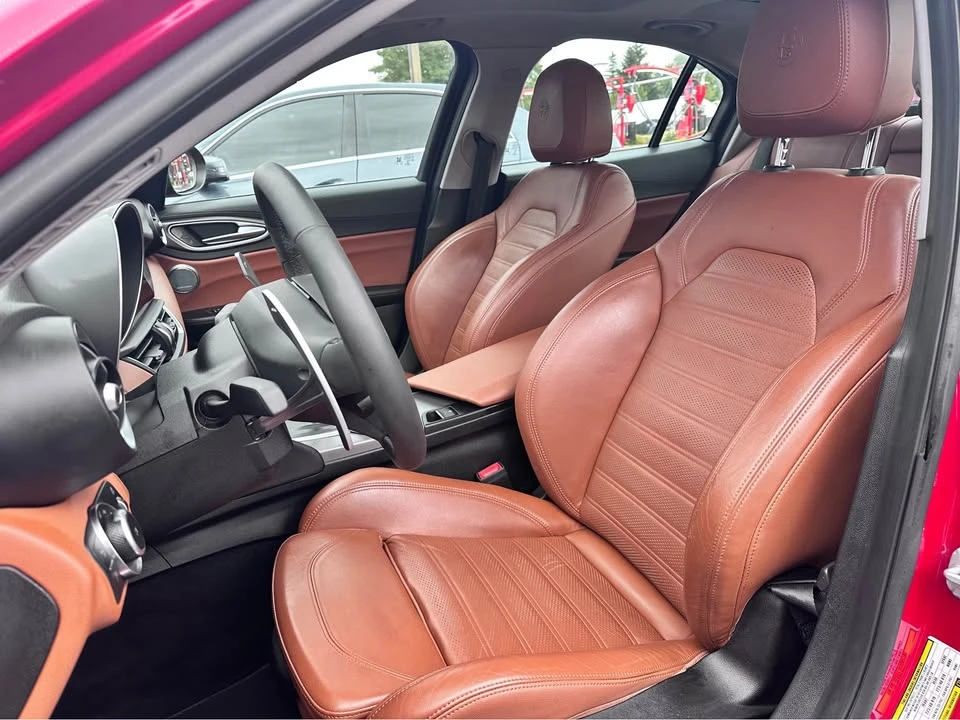 2018 Alfa Romeo Giulia - Image 7 of 8