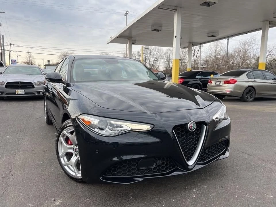2018 Alfa Romeo Giulia - Image 3 of 20