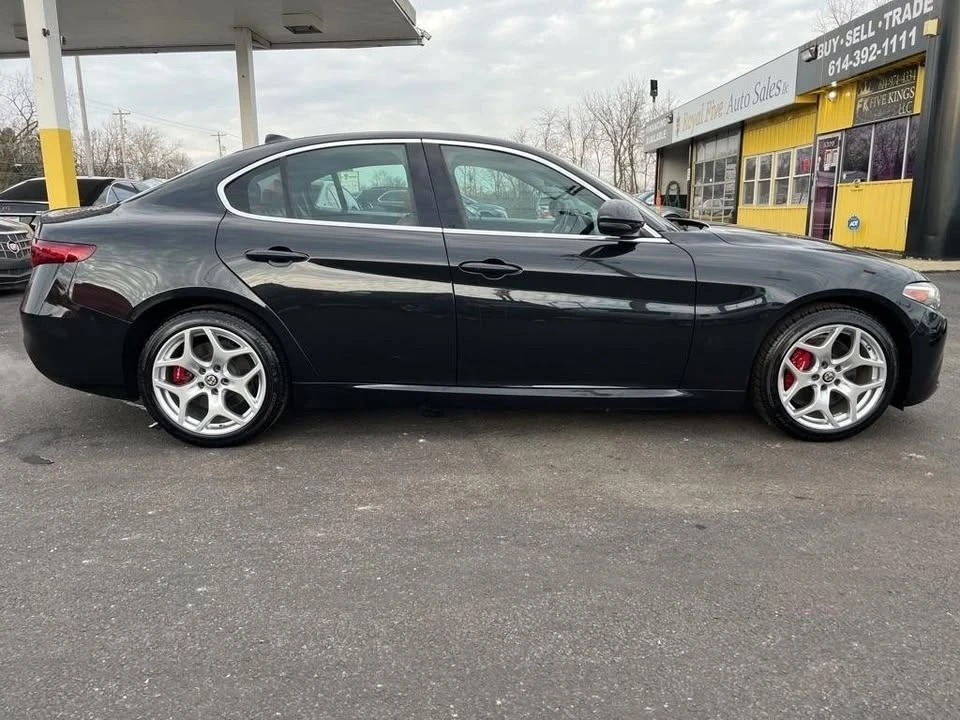 2018 Alfa Romeo Giulia - Image 20 of 20