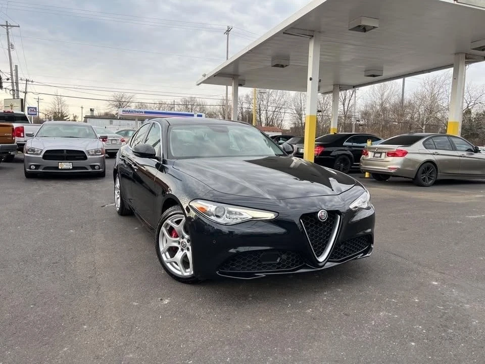2018 Alfa Romeo Giulia - Image 5 of 20