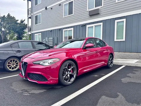 2018 Alfa Romeo Giulia Ti Sedan 4D