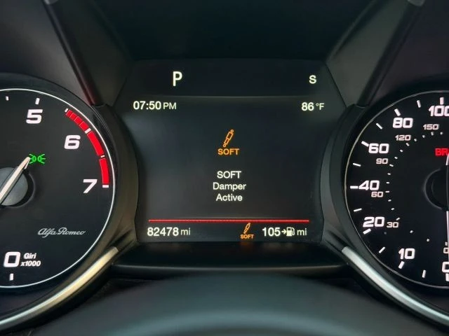 2018 Alfa Romeo Giulia - Image 25 of 27
