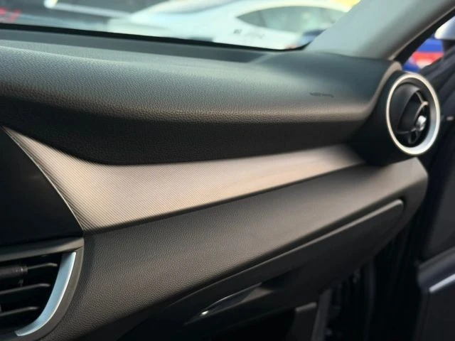 2018 Alfa Romeo Giulia - Image 26 of 27