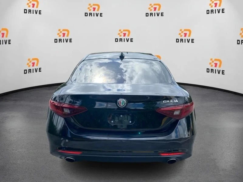 2018 Alfa Romeo Giulia - Image 4 of 15