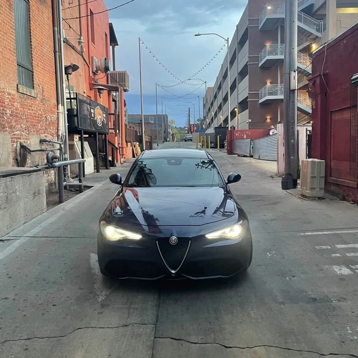 2018 Alfa Romeo Giulia - Image 10 of 10