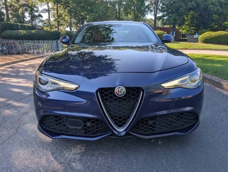 2018 Alfa Romeo Giulia - Image 18 of 20