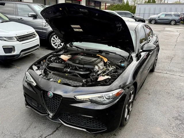 2018 Alfa Romeo Giulia - Image 7 of 20