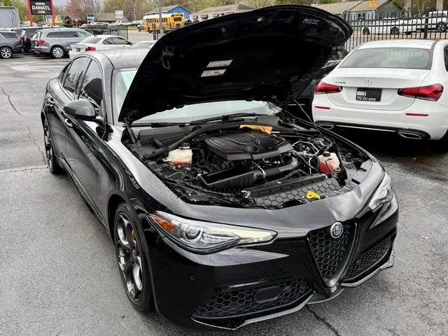 2018 Alfa Romeo Giulia - Image 4 of 20