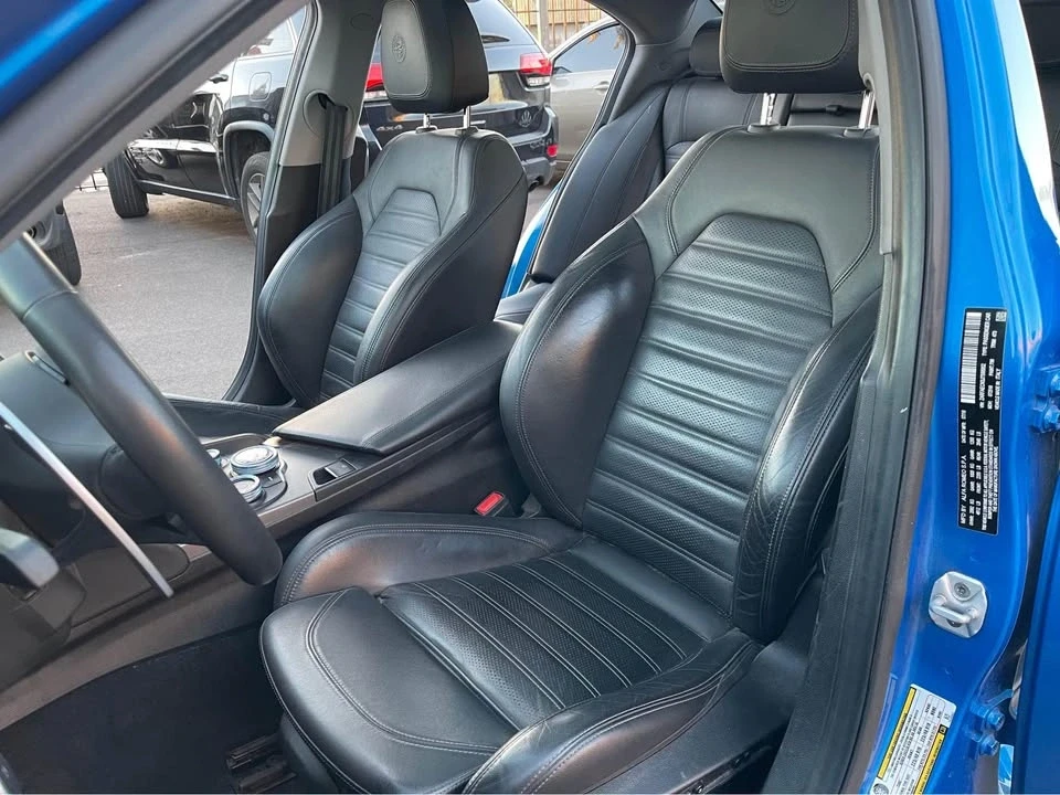 2018 Alfa Romeo Giulia - Image 12 of 14