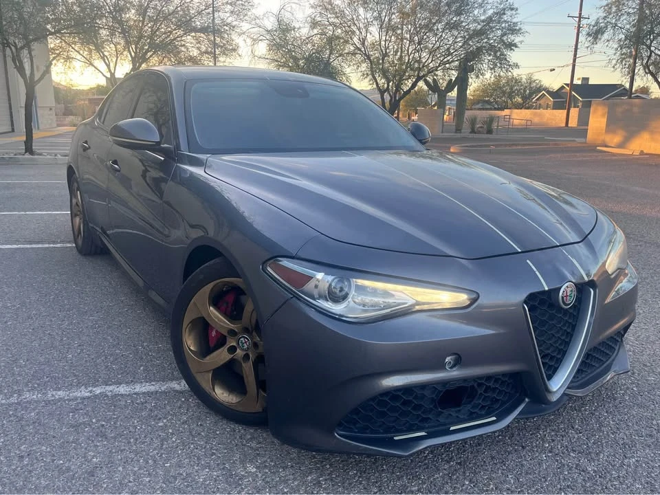 2018 Alfa Romeo Giulia - Image 8 of 19