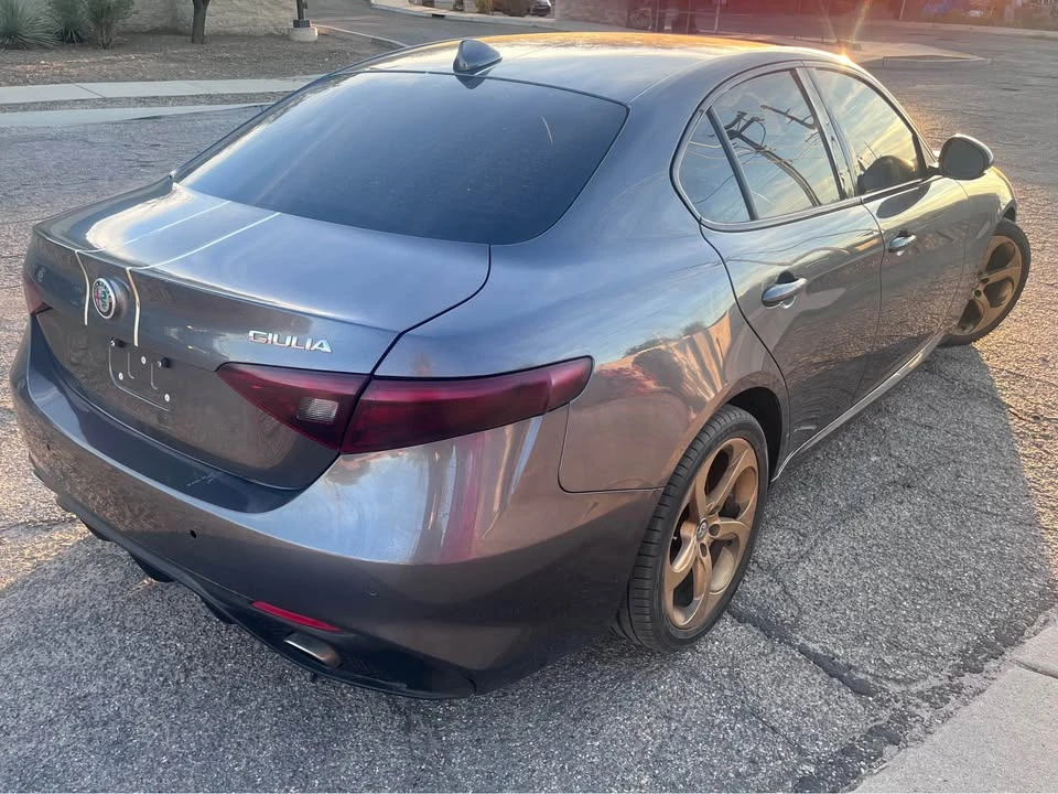2018 Alfa Romeo Giulia - Image 6 of 19