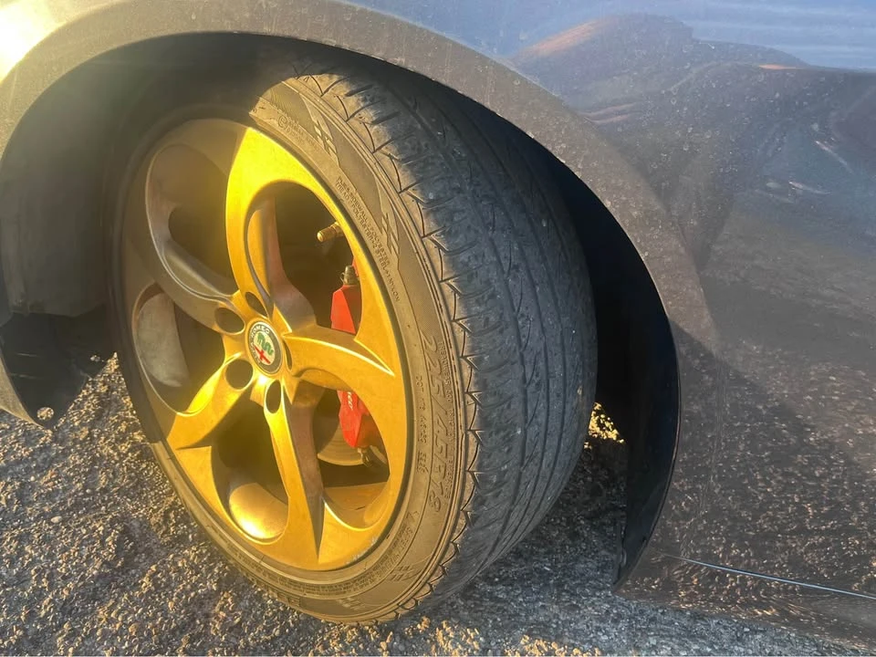 2018 Alfa Romeo Giulia - Image 7 of 19