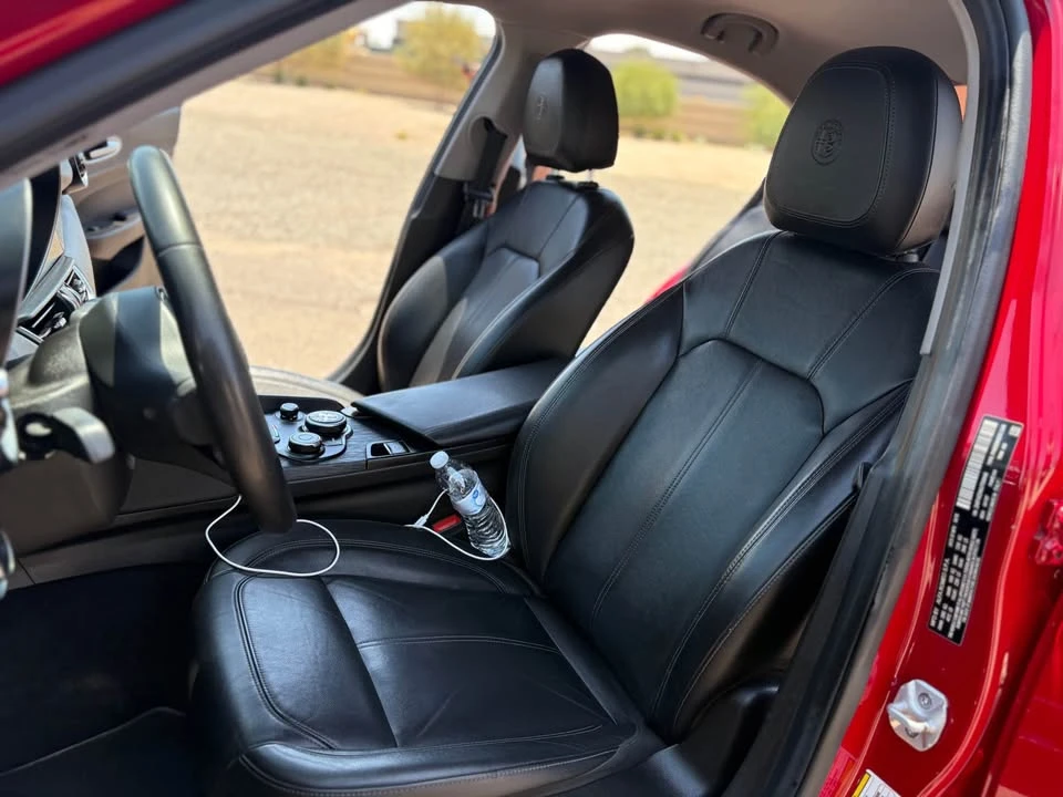 2018 Alfa Romeo Giulia - Image 19 of 19