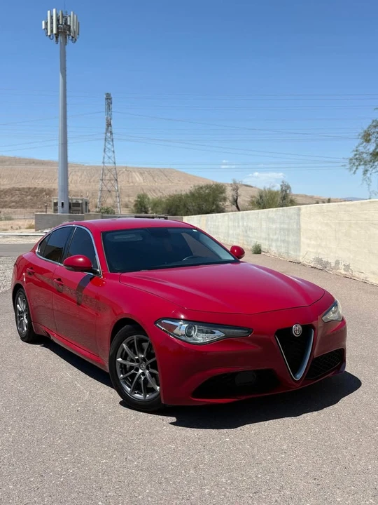 2018 Alfa Romeo Giulia - Image 2 of 19