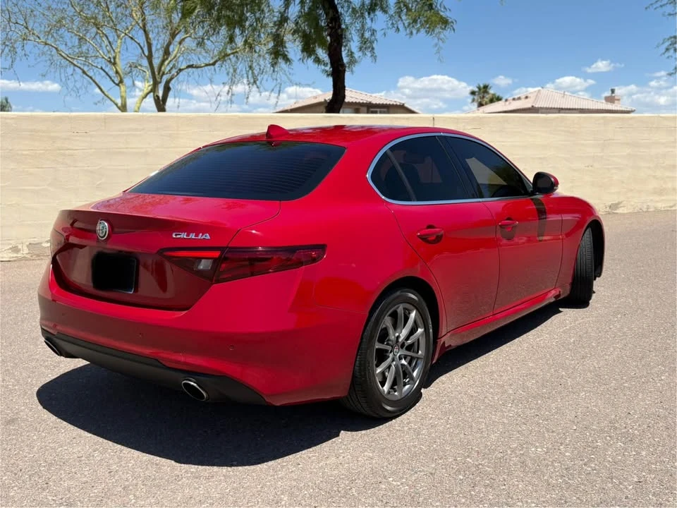 2018 Alfa Romeo Giulia - Image 10 of 19