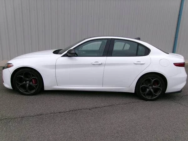 2018 Alfa Romeo Giulia - Image 2 of 20
