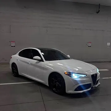 2018 Alfa Romeo Giulia Ti Sport Carbon