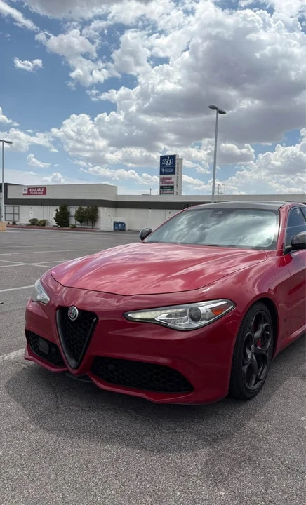 2018 Alfa Romeo Giulia - Image 3 of 15