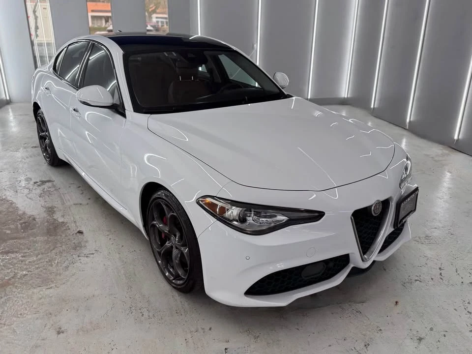 2018 Alfa Romeo Giulia - Image 3 of 20
