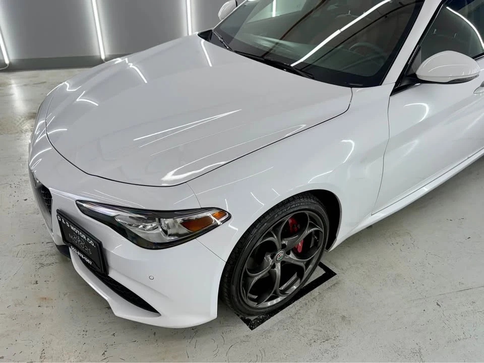2018 Alfa Romeo Giulia - Image 4 of 20