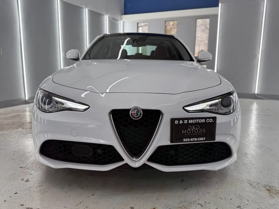 2018 Alfa Romeo Giulia - Image 5 of 20