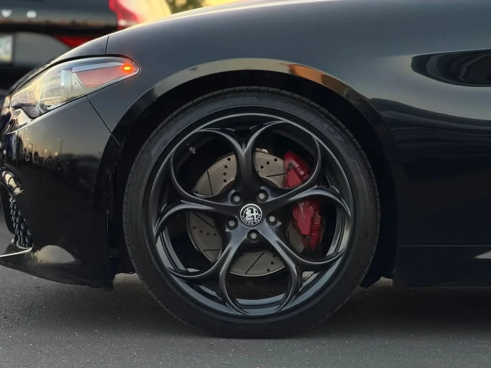 2018 Alfa Romeo Giulia - Image 6 of 20