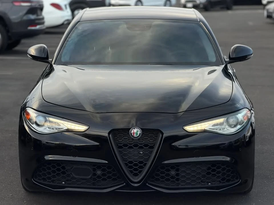 2018 Alfa Romeo Giulia - Image 4 of 19