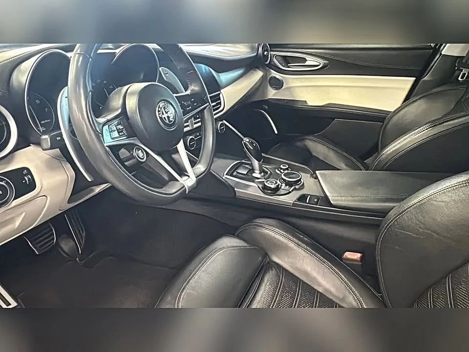 2018 Alfa Romeo Giulia - Image 5 of 7