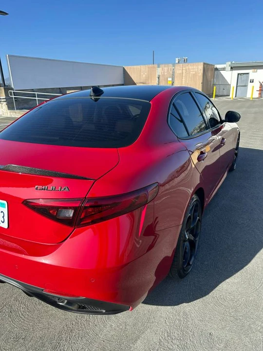 2018 Alfa Romeo Giulia - Image 8 of 19