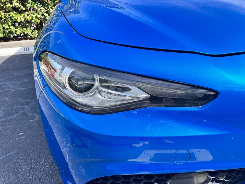 2018 Alfa Romeo Giulia - Image 25 of 31