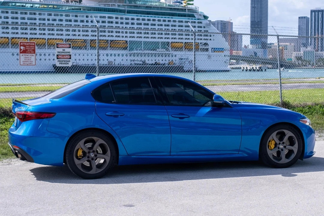 2018 Alfa Romeo Giulia - Image 3 of 31
