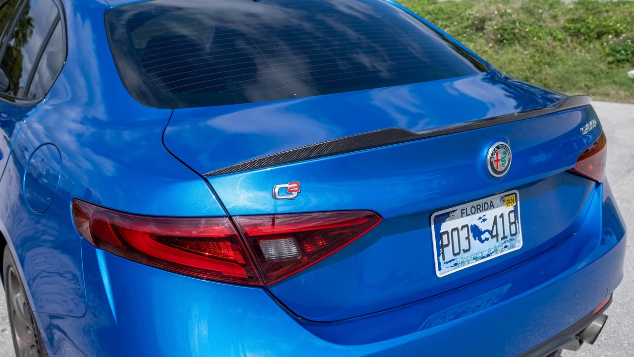 2018 Alfa Romeo Giulia - Image 30 of 31