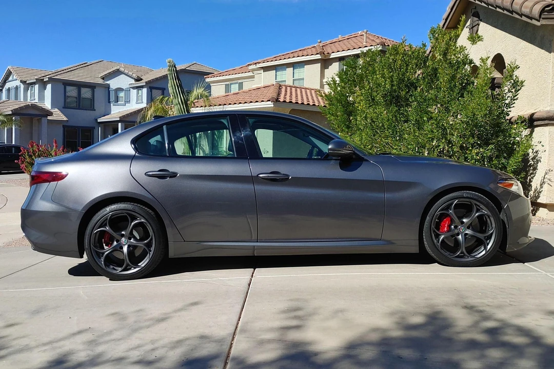 2018 Alfa Romeo Giulia - Image 3 of 31